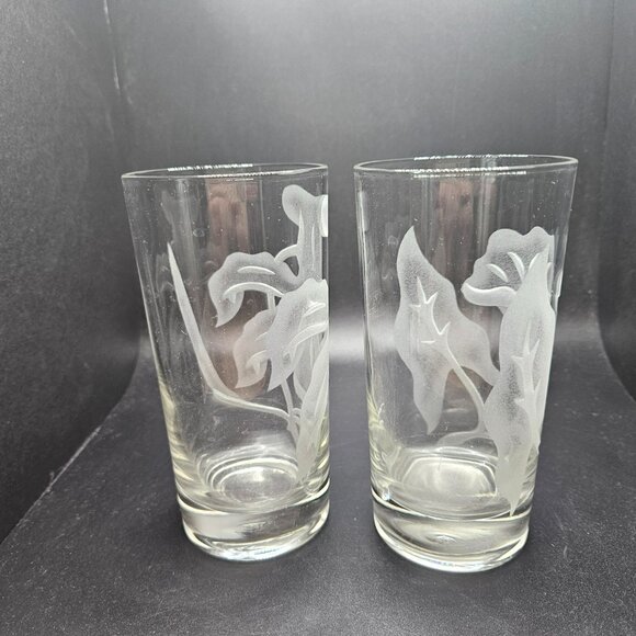 Vintage Etched Drinking Glasses Set of 2 - Picture 4 of 10